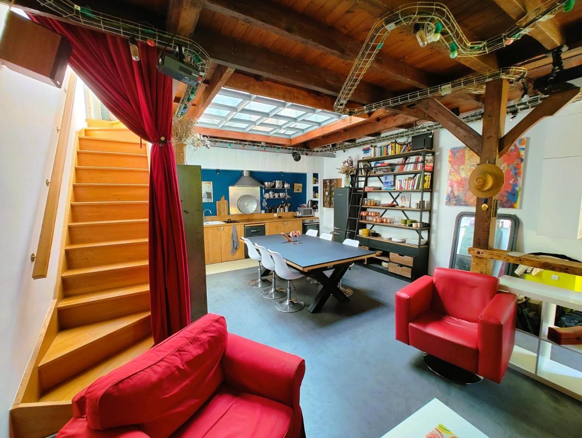 Вилла Atelier D'Artiste - Loft With Garden Center Of Париж Экстерьер фото